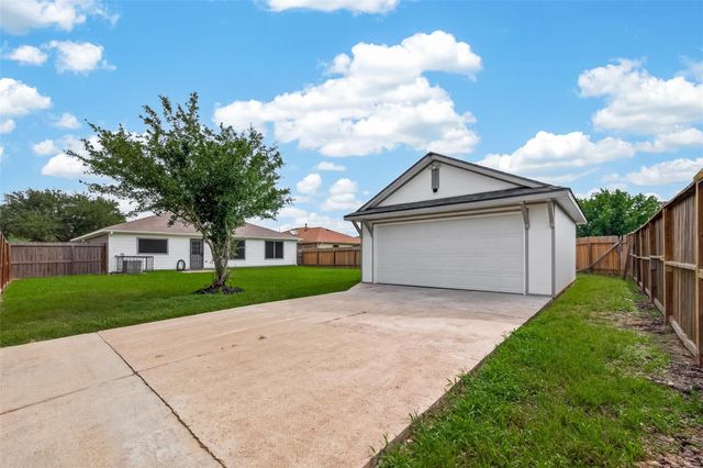 5102 Park Village Drive, Houston, TX 77048