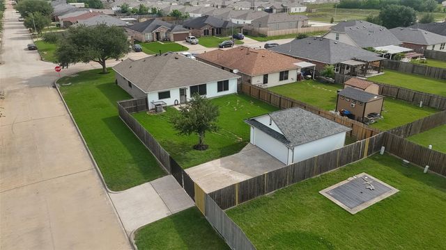 5102 Park Village Drive, Houston, TX 77048