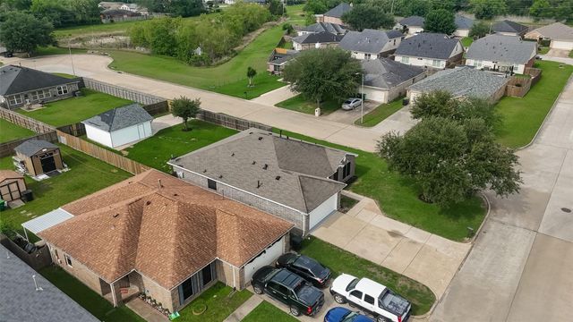 5102 Park Village Drive, Houston, TX 77048