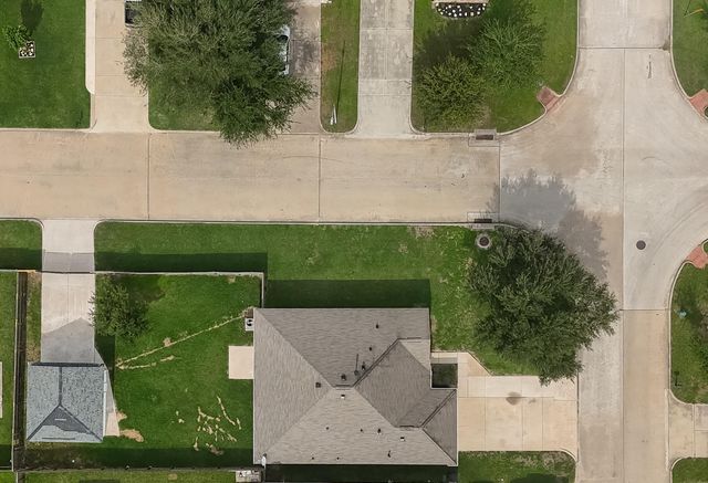 5102 Park Village Drive, Houston, TX 77048