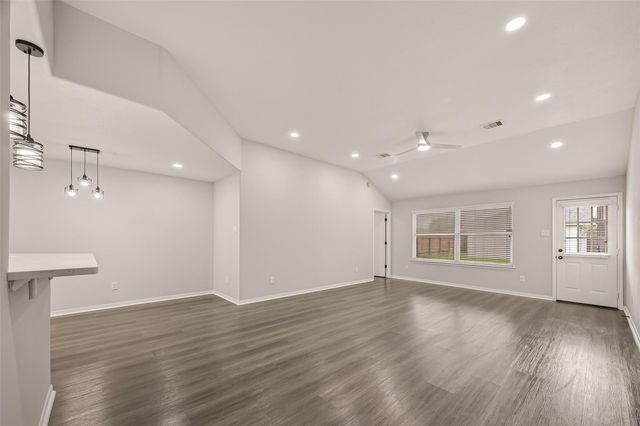 5102 Park Village Drive, Houston, TX 77048