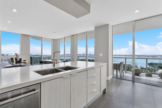 6365 Collins Avenue 4307, Miami Beach, FL 33141