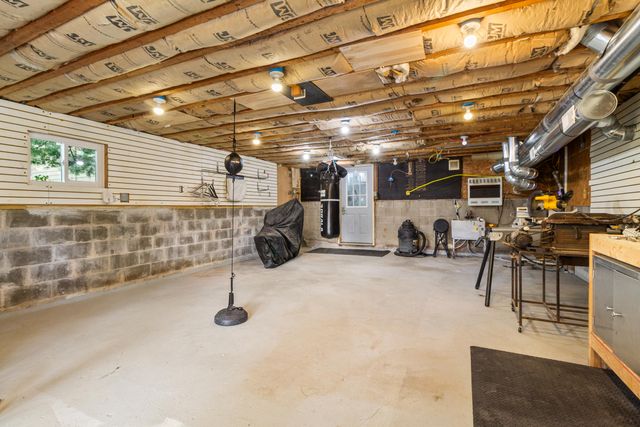 1500 Wood Street, Valparaiso, IN 46383