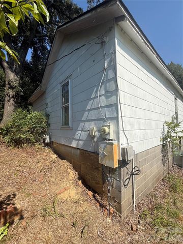 1516 N Aspen Street, Lincolnton, NC 28092