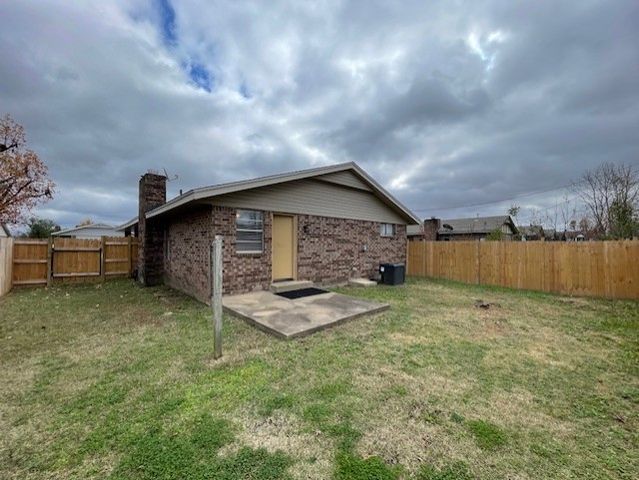 704 S 23Rd Street, Rogers, AR 72756