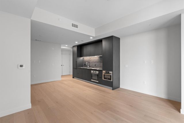 44 East Ave 2306, Austin, TX 78701