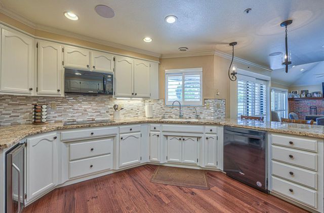 22105 Ranchito Drive, Salinas, CA 93908