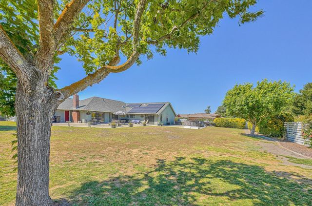 22105 Ranchito Drive, Salinas, CA 93908