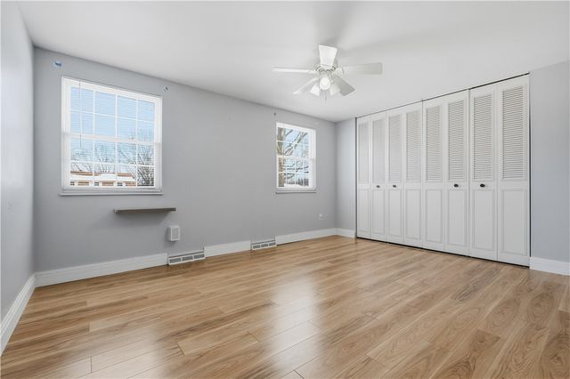 1626 Red Mill Dr, Upper St Clair, PA 15241