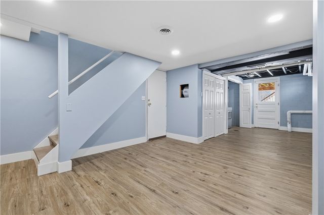 1626 Red Mill Dr, Upper St Clair, PA 15241