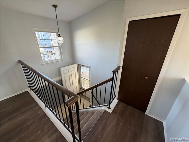 20923 W Glen Haven Circle, Northville, MI 48167