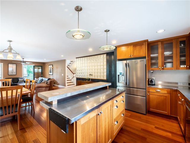22 Young Street, Newport, RI 02840