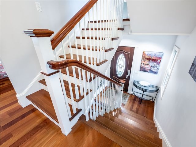 22 Young Street, Newport, RI 02840