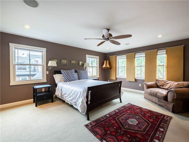 22 Young Street, Newport, RI 02840