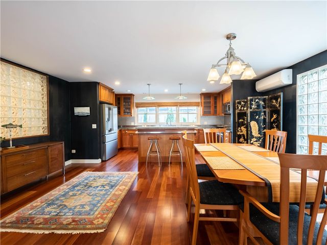 22 Young Street, Newport, RI 02840