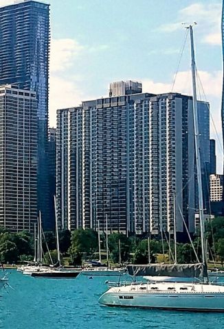 400 E RANDOLPH Street 3612, Chicago, IL 60601