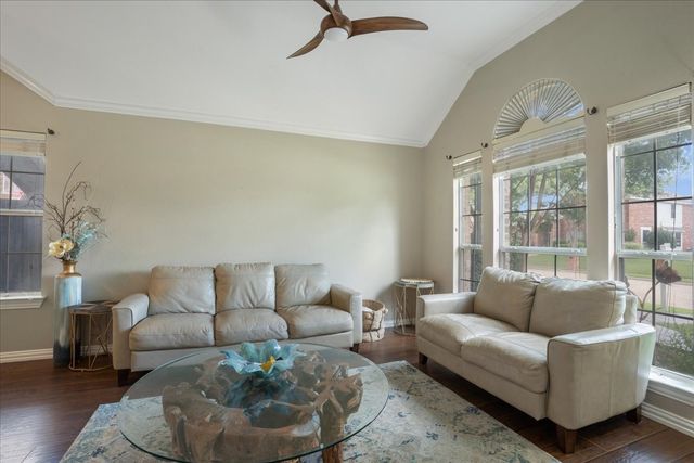 2413 Shorewood Court, Rowlett, TX 75088