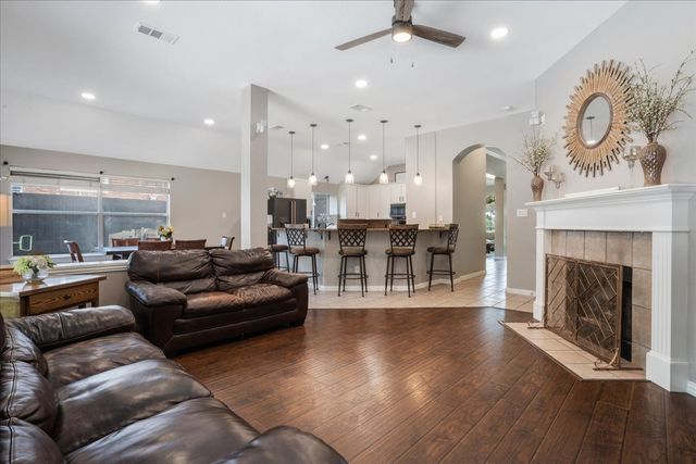 2413 Shorewood Court, Rowlett, TX 75088