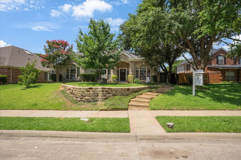 2413 Shorewood Court, Rowlett, TX 75088