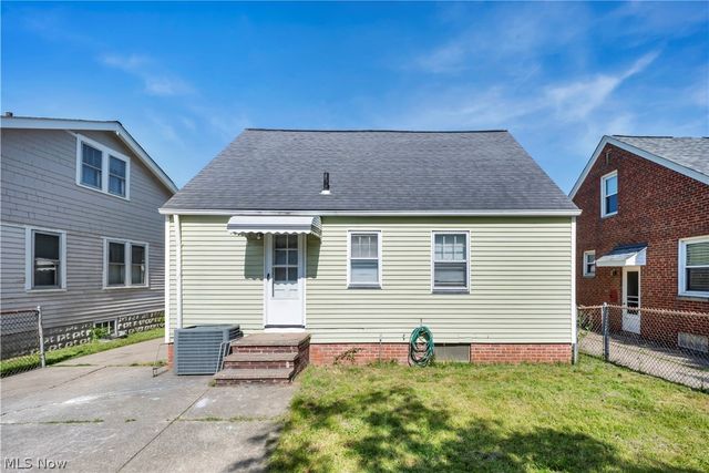 4932 E 110th Street, Garfield Heights, OH 44125