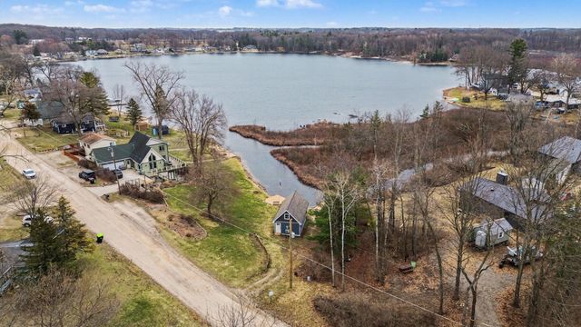 3783 Holiday Drive, Montcalm Twp, MI 48838