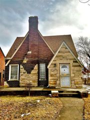 16744 Fenmore Street, Detroit, MI 48235