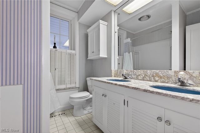 1004 S Lincoln Avenue, Salem, OH 44460