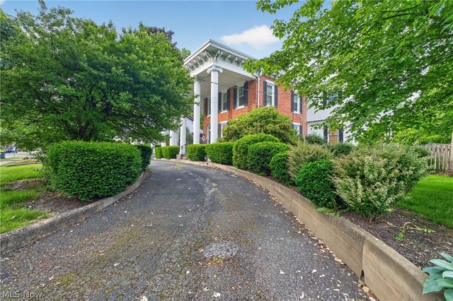 1004 S Lincoln Avenue, Salem, OH 44460
