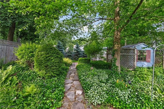 1004 S Lincoln Avenue, Salem, OH 44460