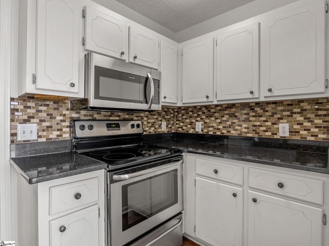 801 Dunwoody Drive, Simpsonville, SC 29681