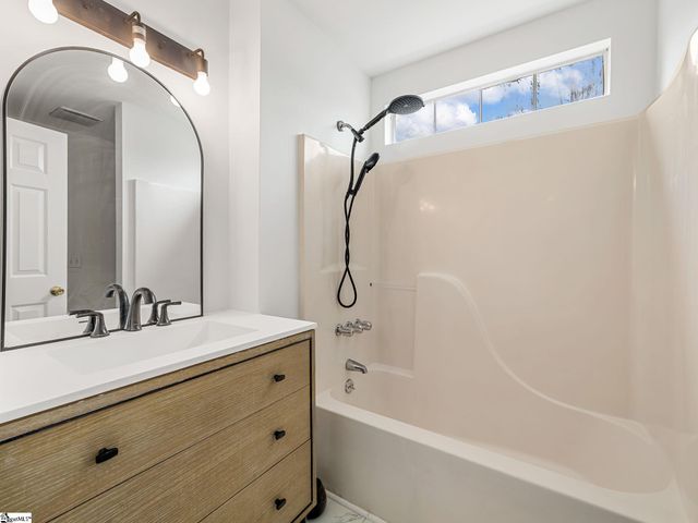 801 Dunwoody Drive, Simpsonville, SC 29681