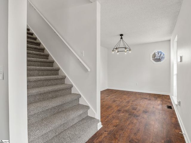 801 Dunwoody Drive, Simpsonville, SC 29681