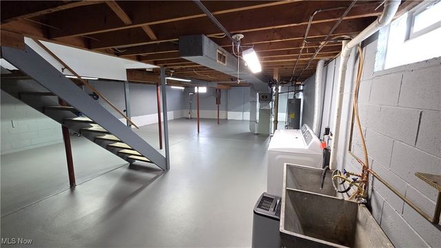 3632 Luray Drive, Norton, OH 44203