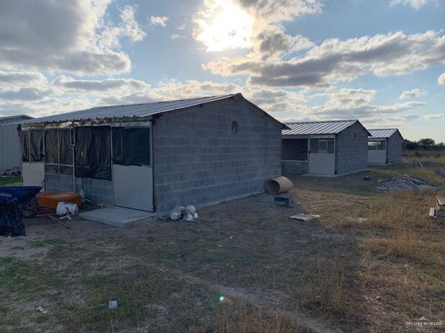 15412 FM 490, Hargill, TX 78549