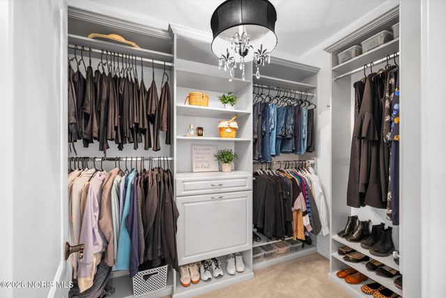 7883 Enchanted Circle, Monclova, OH 43542