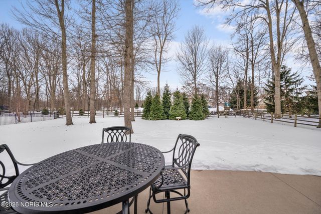 7883 Enchanted Circle, Monclova, OH 43542