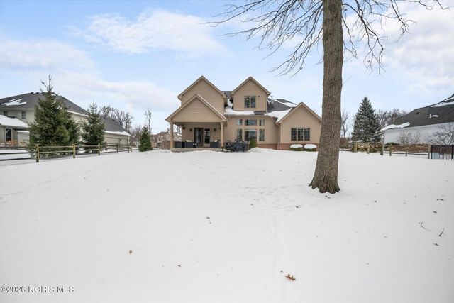 7883 Enchanted Circle, Monclova, OH 43542