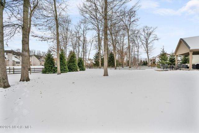 7883 Enchanted Circle, Monclova, OH 43542