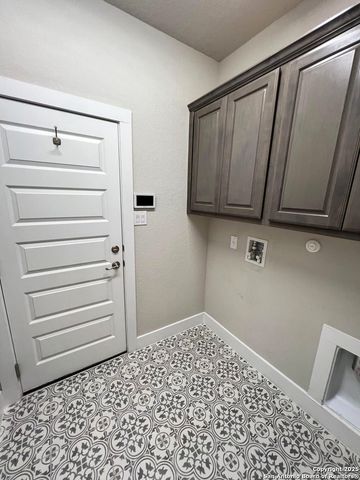 4014 Arena Blanca, San Antonio, TX 78261