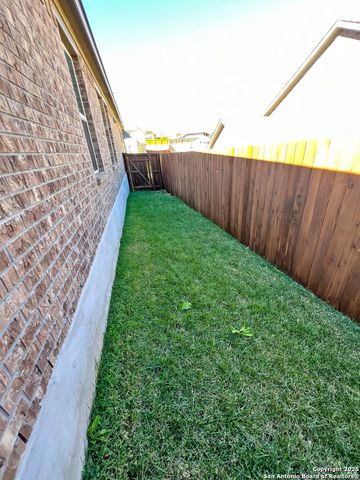 4014 Arena Blanca, San Antonio, TX 78261