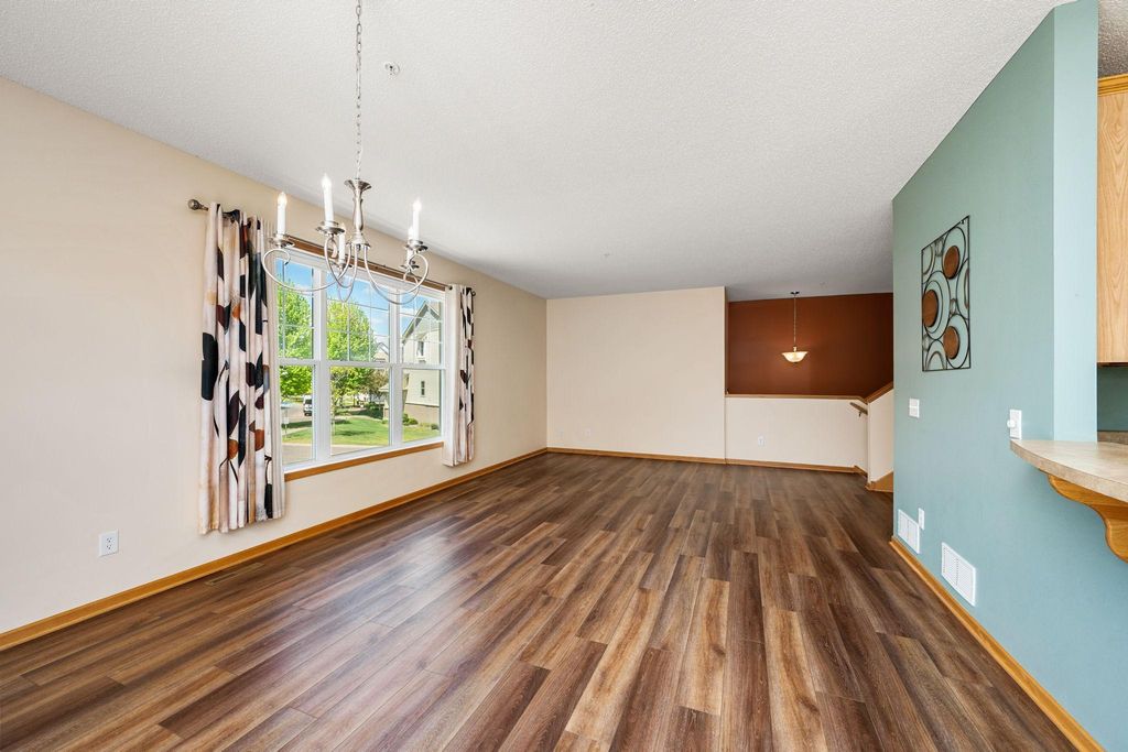 11808 Emery Village Drive N, Champlin, MN 55316 — photo 3