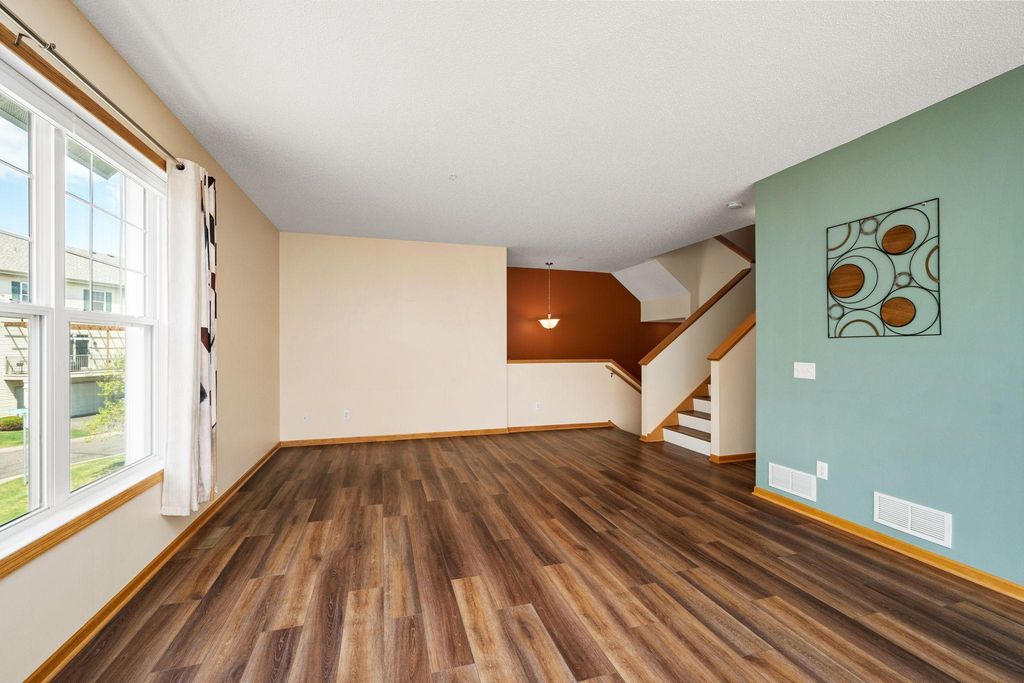 11808 Emery Village Drive N, Champlin, MN 55316 — photo 4
