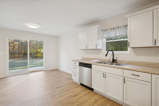 20220 Hubbard Road, Battle Creek, MI 49017