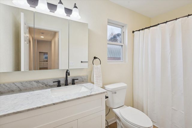 20220 Hubbard Road, Battle Creek, MI 49017