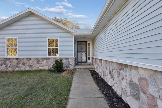 20220 Hubbard Road, Battle Creek, MI 49017