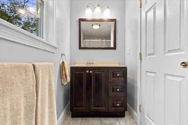 11-13 Rushmore St 11, Boston, MA 02135
