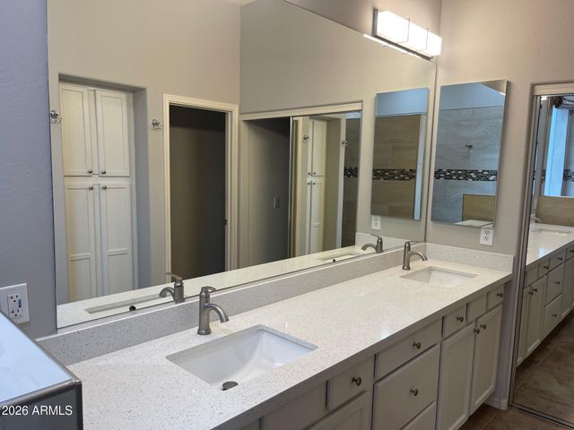 3450 E LARK Drive, Chandler, AZ 85286