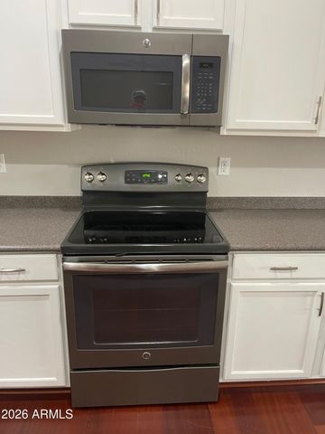 3450 E LARK Drive, Chandler, AZ 85286