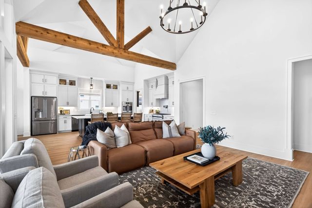 7017 Lampkins Crossing Dr, College Grove, TN 37046