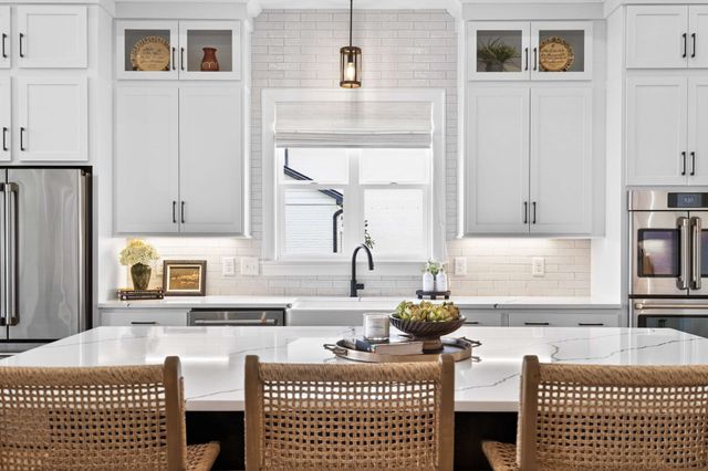 7017 Lampkins Crossing Dr, College Grove, TN 37046